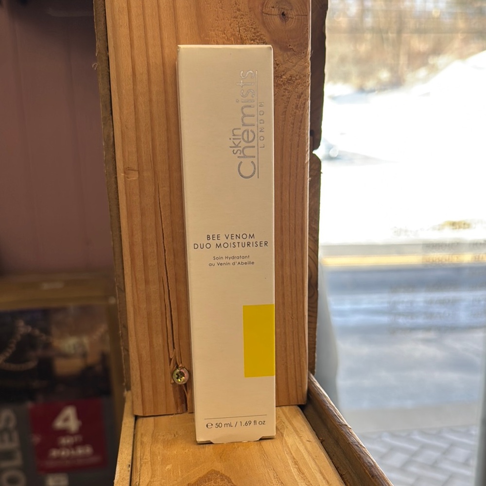 Moisturizer in White and Yellow with Clean Minimalist Design